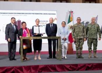 Presidenta Claudia Sheinbaum envía iniciativa Constitucional para que denuncia por extorsión no recaiga en la víctima sino en el Estado mexicano; delito se perseguirá de oficio