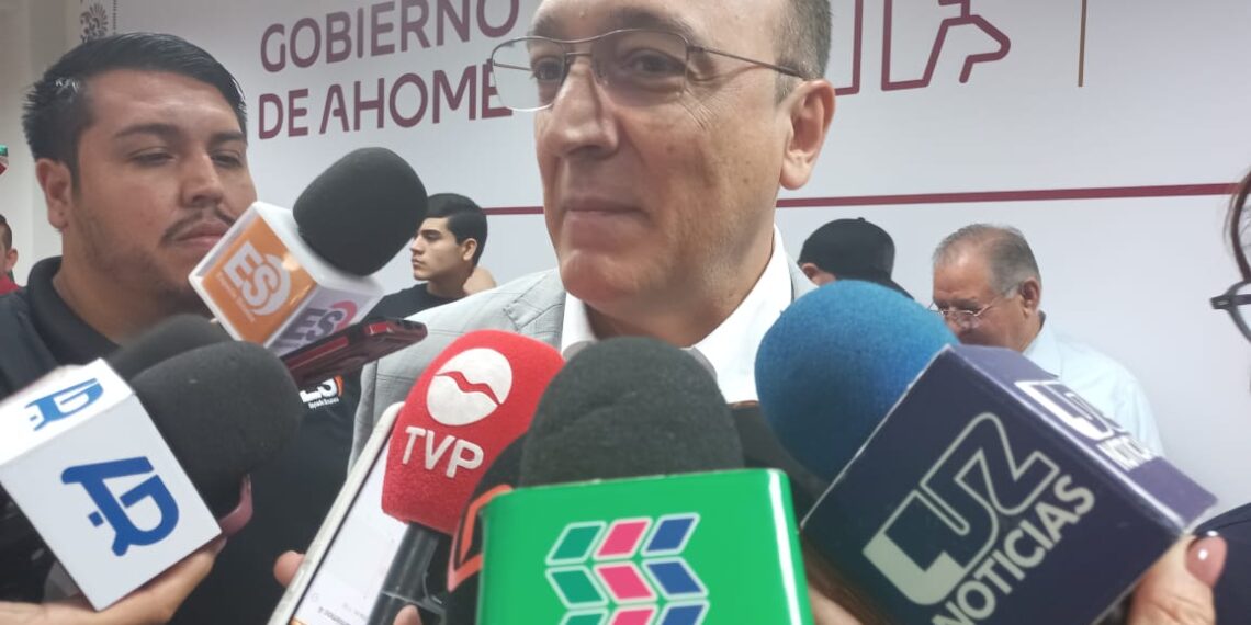 Síndica procuradora de Ahome seguirá en funciones pese a proceso judicial: alcalde Menéndez de Llano