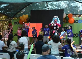 Familias disfrutan actividades artísticas y recreativas en el Zoológico de Culiacán