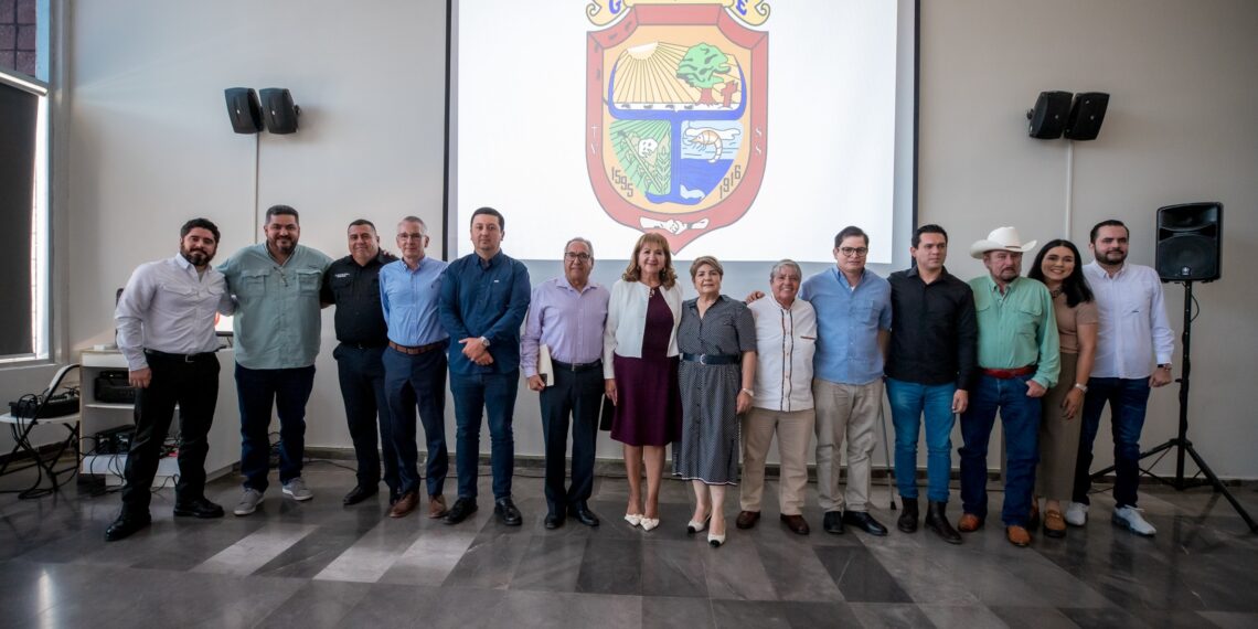 La alcaldesa de Guasave se reúne con diputados locales; propone construir una agenda legislativa municipalista