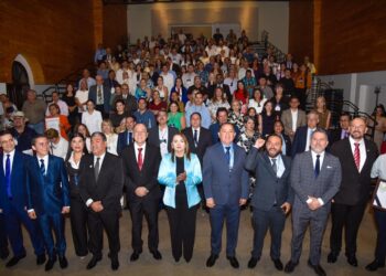 Alcalde Antonio Menéndez da la bienvenida a juristas del país en histórica Cumbre Nacional de Abogados