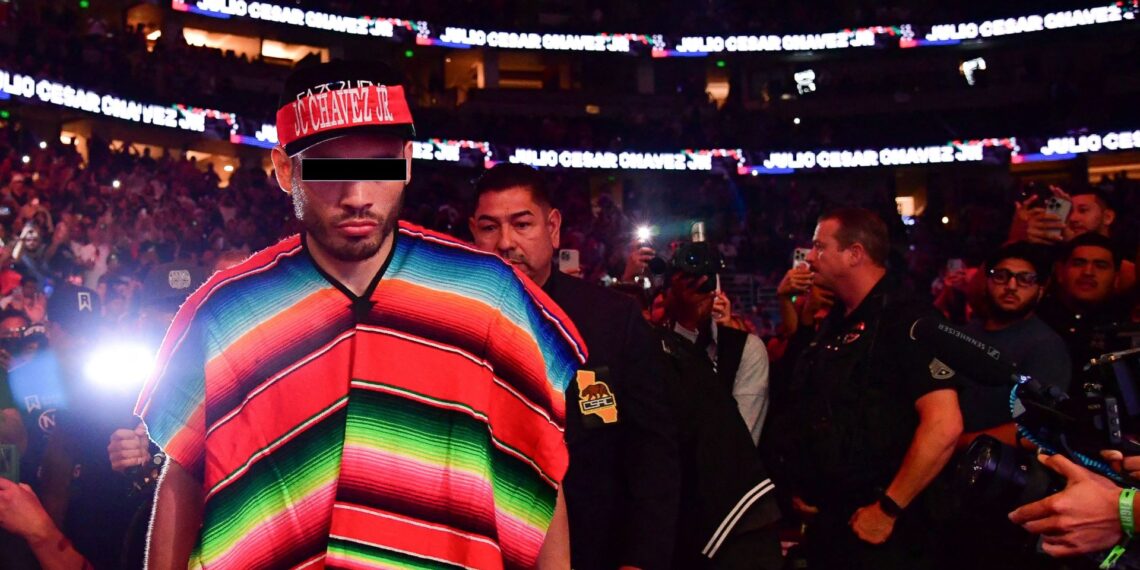 Sheinbaum desconocía orden de aprehensión contra Chávez Jr.; espera que cumpla sentencia en México