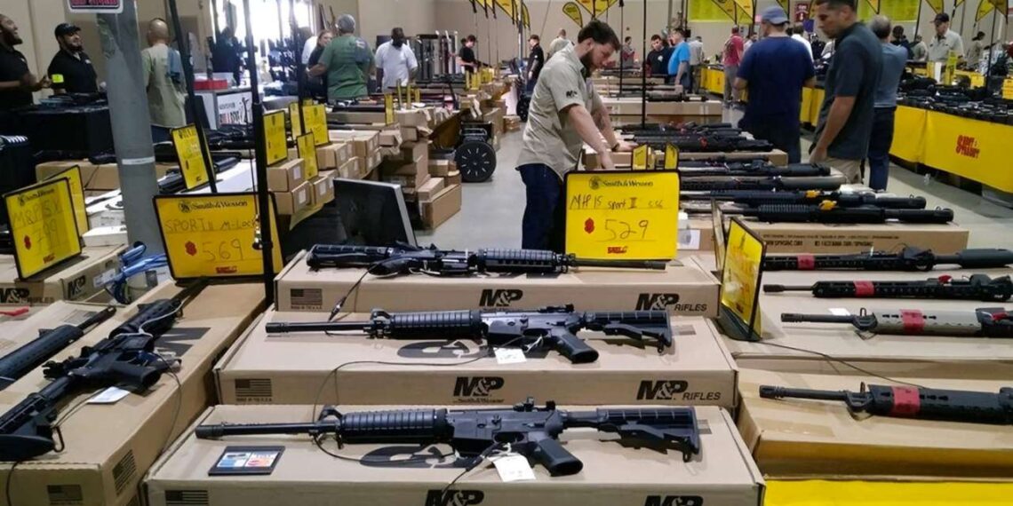 Sheinbaum exige que EE.UU. incremente operativos para frenar el tráfico de armas hacia México