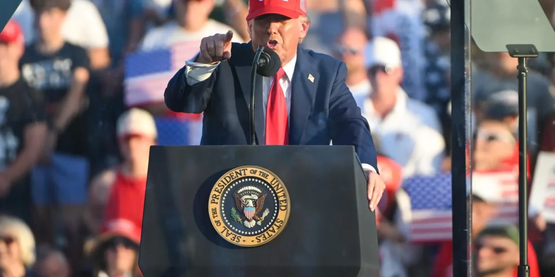 Trump enviará cartas de notificación de sus aranceles a países sin acuerdo comercial con EE.UU.