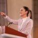 “Adversarios tienen profundo racismo y clasismo”: Sheinbaum respalda ceremonia de bastón de mando a ministros de la Corte
