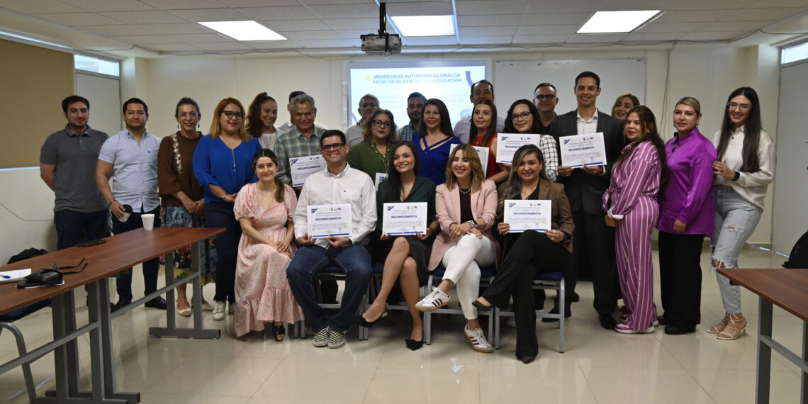 Distingue la Facultad de Ciencias de la Educación de la UAS a académicos que lograron su ingreso, permanencia y ascenso en el SNII