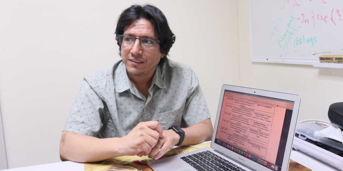 Académico de la Facultad de Ciencias Físico Matemáticas participó en Taller de Física de la Materia Condensada y Molecular, en Morelos