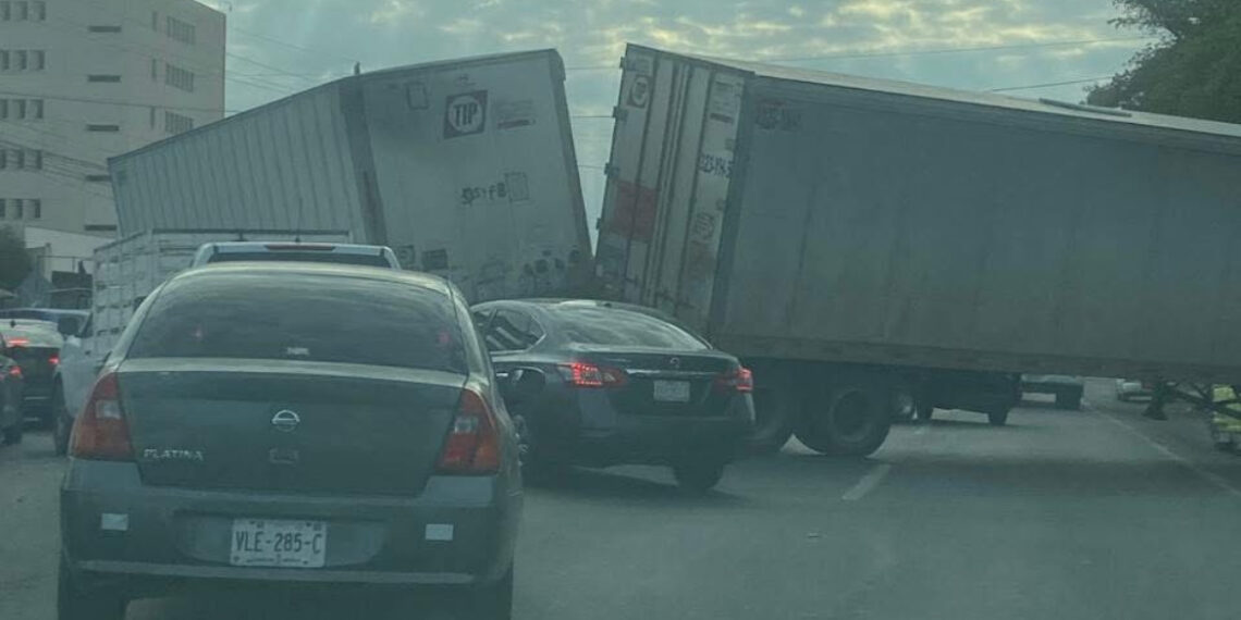 Violencia altera patrones viales en Culiacán: bajan accidentes en la madrugada, suben en el día