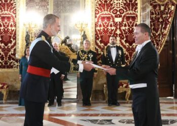 Sheinbaum ratifica a Quirino Ordaz como embajador de México en España y reconoce su desempeño