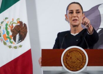 Sheinbaum destaca que DEA puso al mismo nivel al ‘Mayo’ Zambada y a García Luna