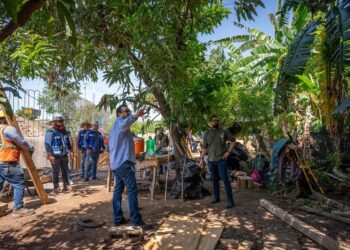 Juan de Dios Gámez supervisa avance de la planta de agua en la zona norte de Culiacán