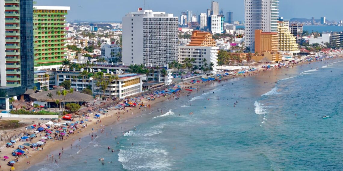El Gobernador Rocha ve positivo que Estados Unidos considere a Mazatlán y Ahome ciudades seguras para viajar