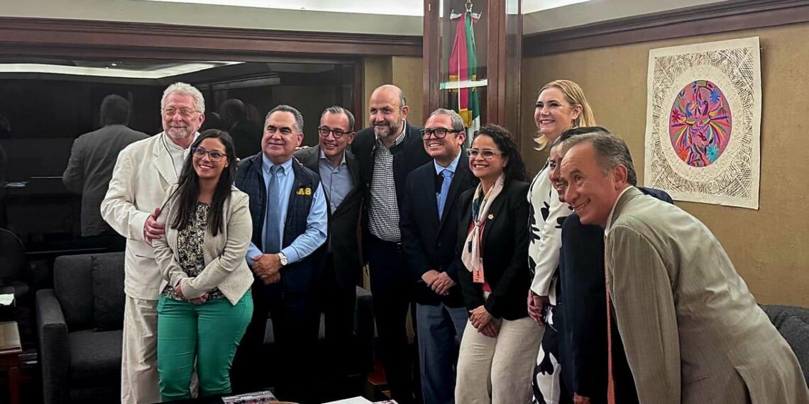 El Rector de la UAS participa en Encuentro Nacional para Fortalecer la Educación Continua y a Distancia