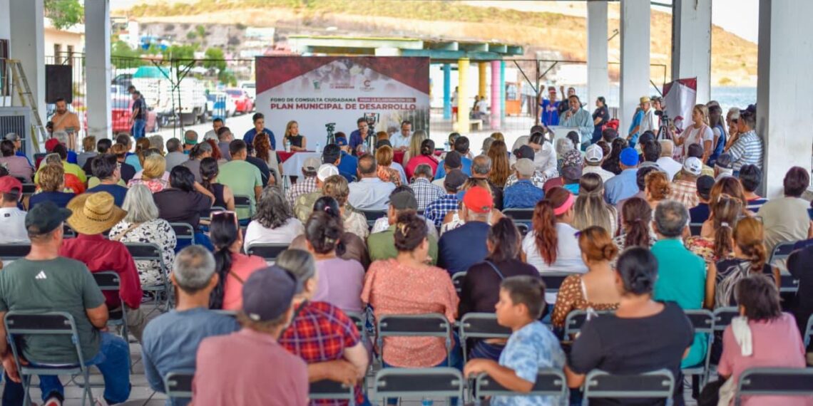 Foro de Consulta Ciudadana en Topolobampo abre espacio a propuestas para el Plan Municipal de Desarrollo