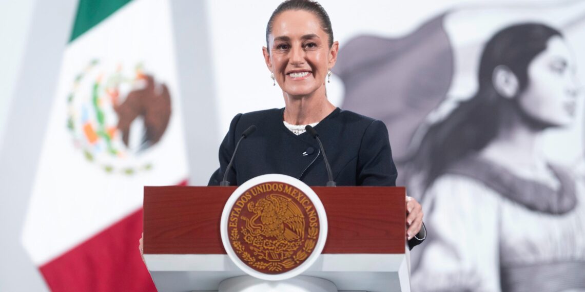 Presidenta Claudia Sheinbaum felicita a Renata Zarazúa por victoria en el us open y a Sergio “checo” Pérez tras su anuncio como nuevo conductor de Cadillac para la F1