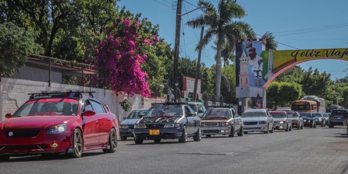 El Fuerte vivirá la emoción del Car Show 2025 con autos, motos y entretenimiento familiar