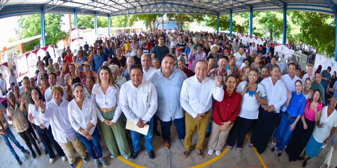 Antonio Menéndez arropa a San Miguel Zapotitlán con la Caravana del Bienestar