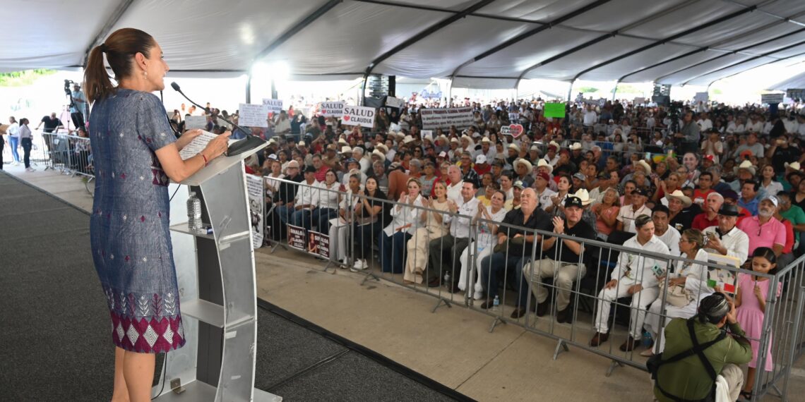 En Sinaloa, ante 30 mil personas presidenta Claudia Sheinbaum anuncia histórico acuerdo con Estados Unidos para controlar el paso de armas de EU a México