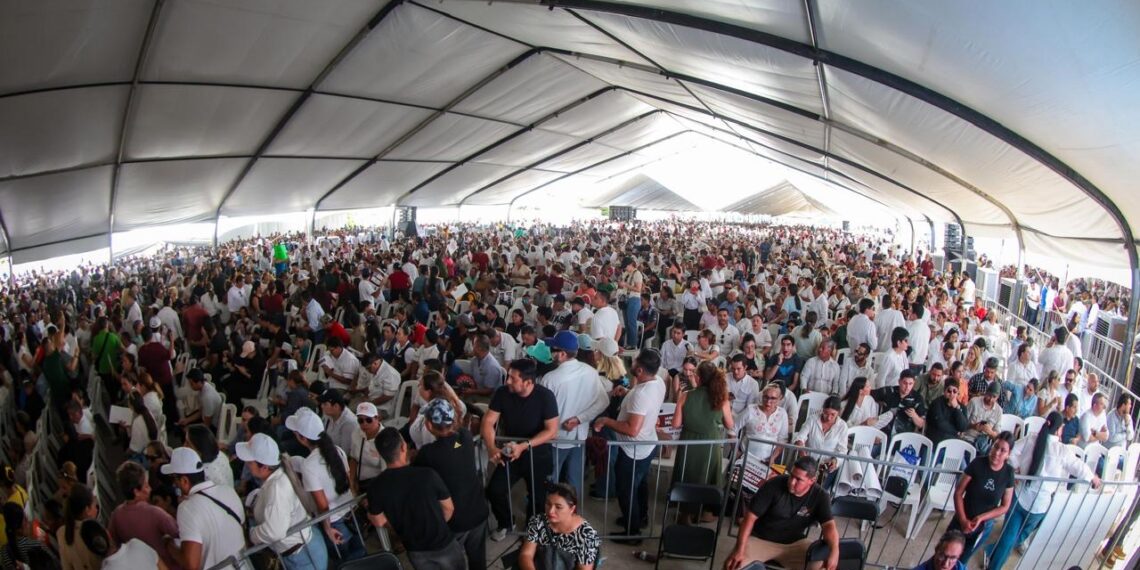 Con 30 mil asistentes, Sinaloa recibe a Claudia Sheinbaum con los brazos abiertos