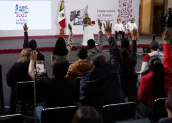 Inversión educativa histórica: 1.1 billones de pesos en 2026 para Educación Básica, Media y Superior, becas e infraestructura