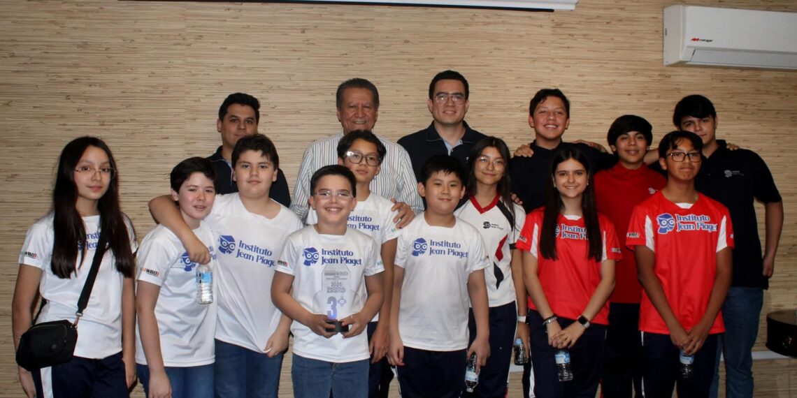 Orgullo sinaloense: alumnos del Instituto Jean Piaget participarán en olimpiadas internacionales de robótica