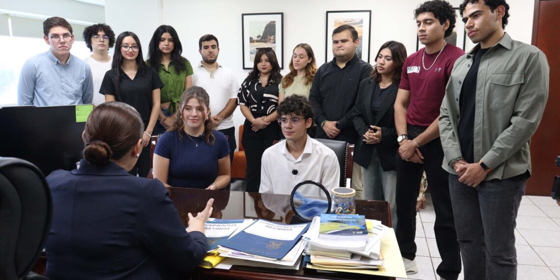 La FEUAS solicita ante la Secretaria General de la UAS ser presentada y reconocida ante el H. Consejo Universitario, máximo órgano de gobierno de la casa de estudios