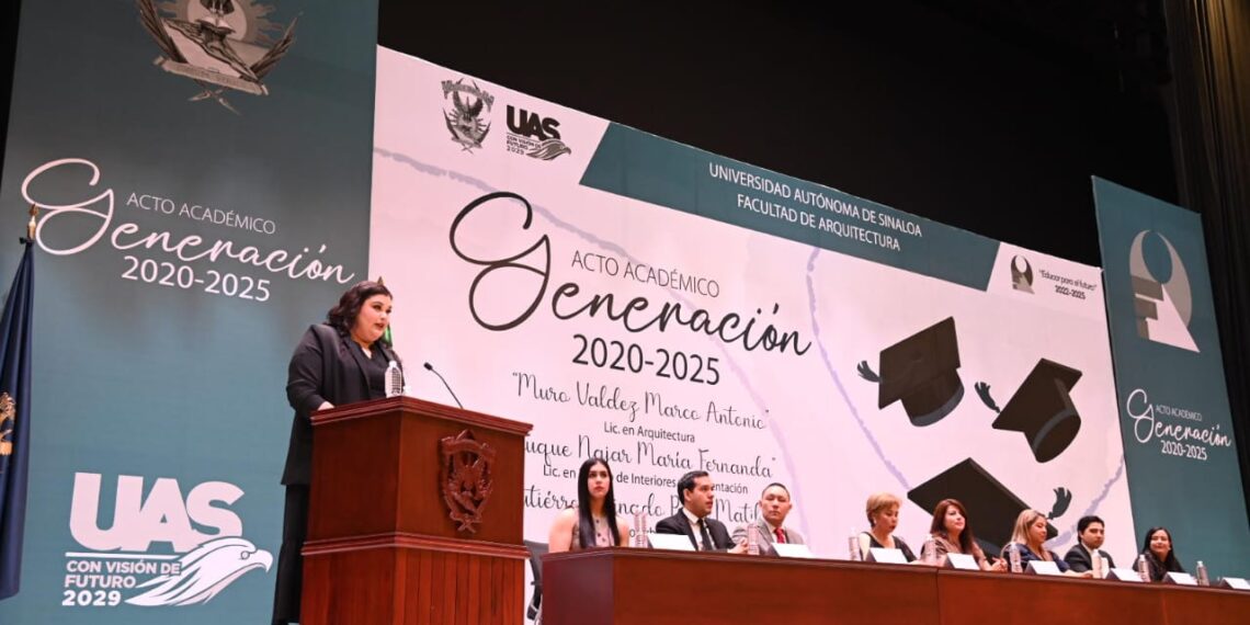 ¡A transformar el mundo! Se gradúan 364 profesionistas de la Generación 2020-2025 de las licenciaturas de la Facultad de Arquitectura