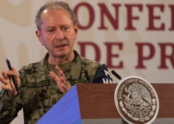 Exsecretario Rafael Ojeda alertó sobre red de huachicol en la Marina; pidió investigación “sin distinciones”