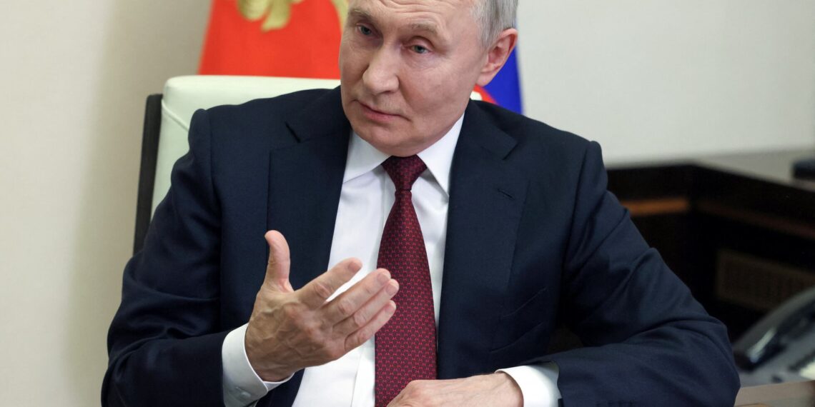 Jefe de inteligencia de Reino Unido duda que Rusia quiera negociar la paz en Ucrania