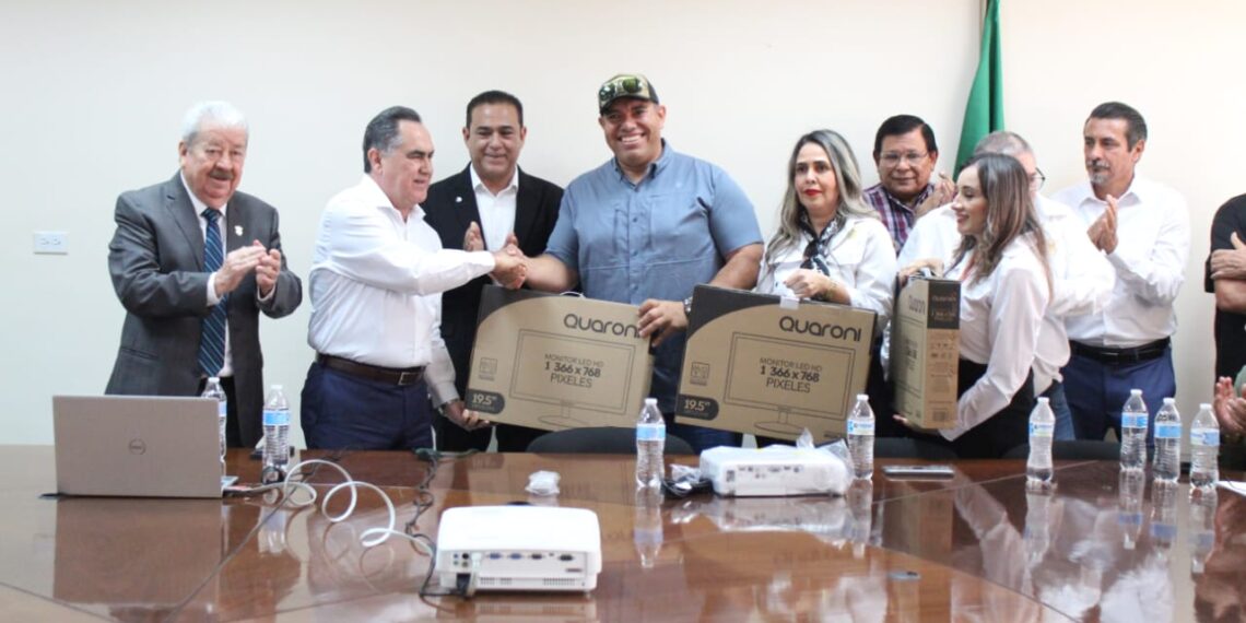 El Rector Jesús Madueña encabeza los festejos del 64 aniversario de la Facultad de Agronomía de la UAS con Encuentro de Egresados, la Expo Empresas y más de 160 convenios con sectores productivos