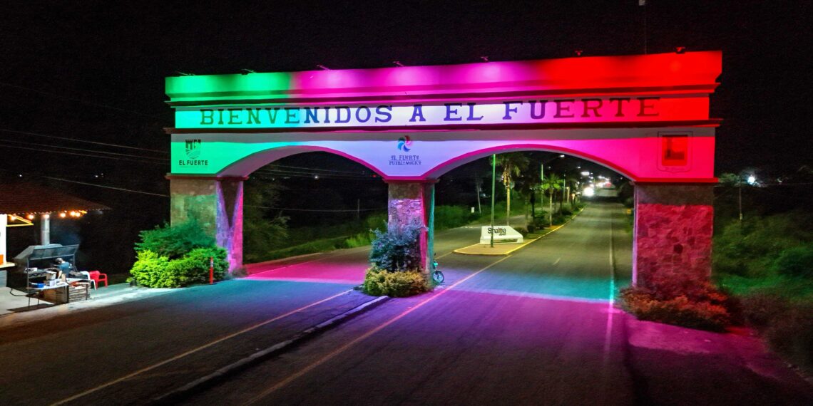 El H. Ayuntamiento de El Fuerte se encuentra en los preparativos para La Fiesta de México