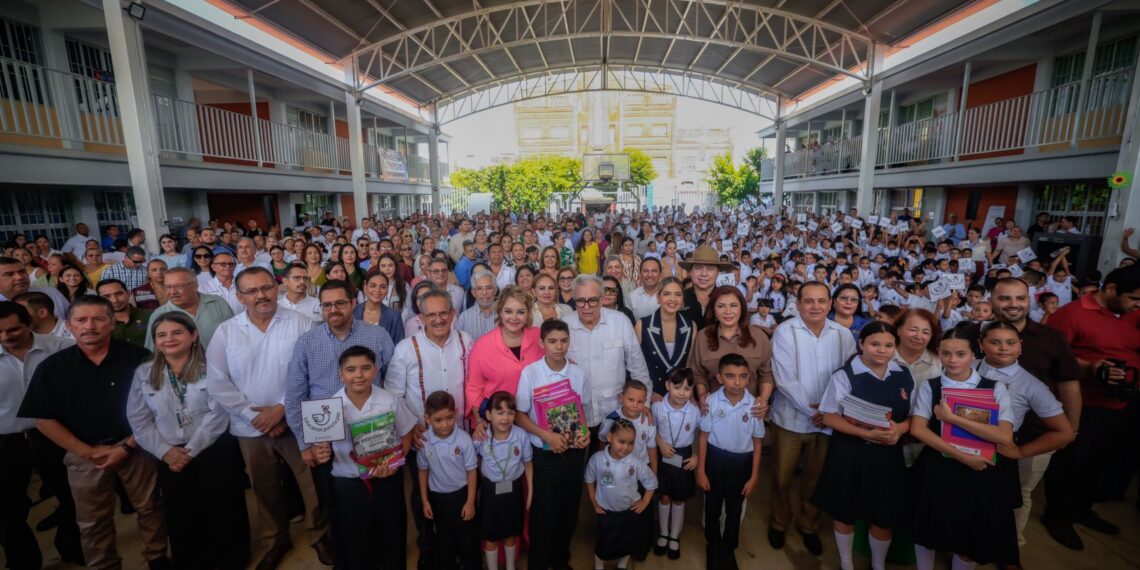 Gobernador Rocha pone en marcha ciclo escolar 2025-2026 del nivel básico con un llamado a educar para la paz