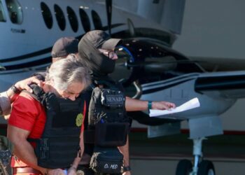 Líder de La Barredora, Hernán Bermúdez, es extraditado desde Paraguay a México