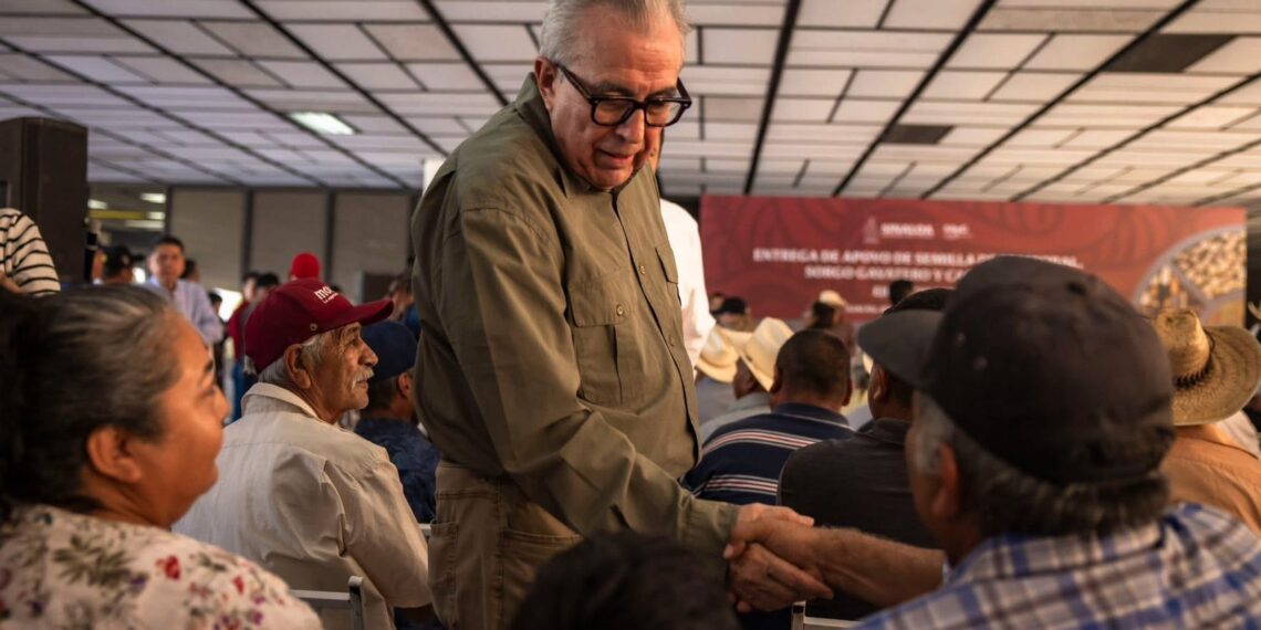 Inicia Gobierno del Estado entrega de semillas a productores temporaleros de Sinaloa, anuncia Secretario de Agricultura