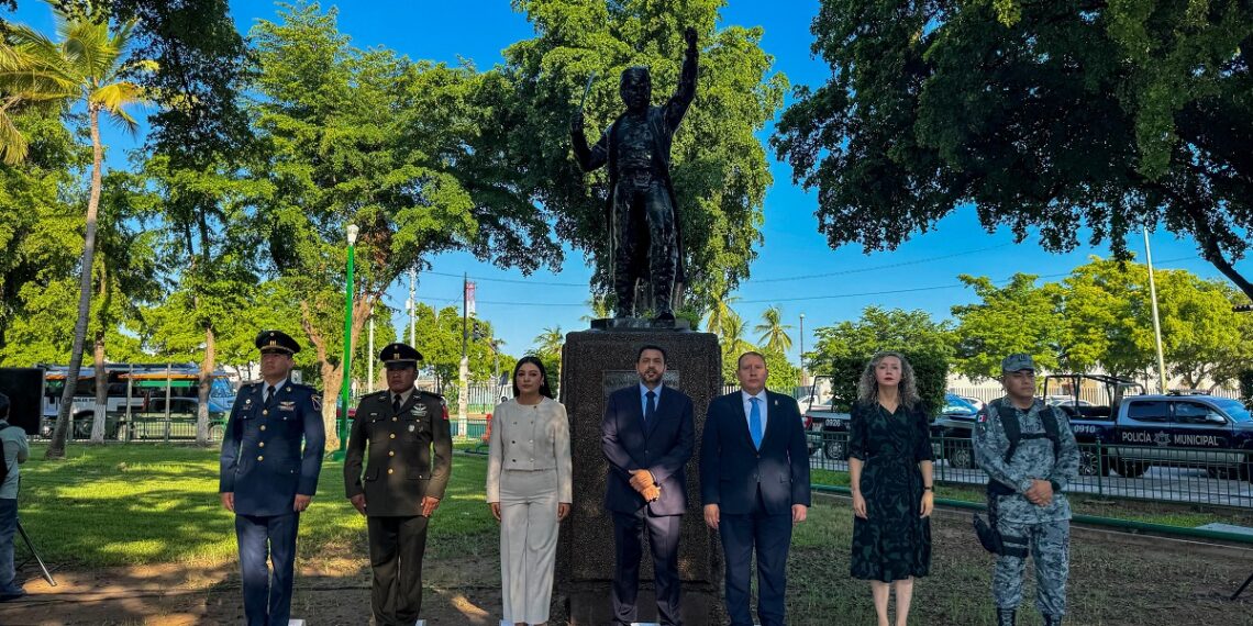 Conmemoran autoridades el 260 aniversario del nacimiento de José María Morelos y Pavón