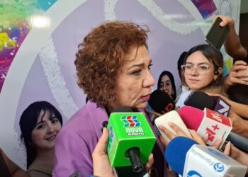 Atiende Sinaloa a 269 familias desplazadas en Culiacán con apoyos estatales