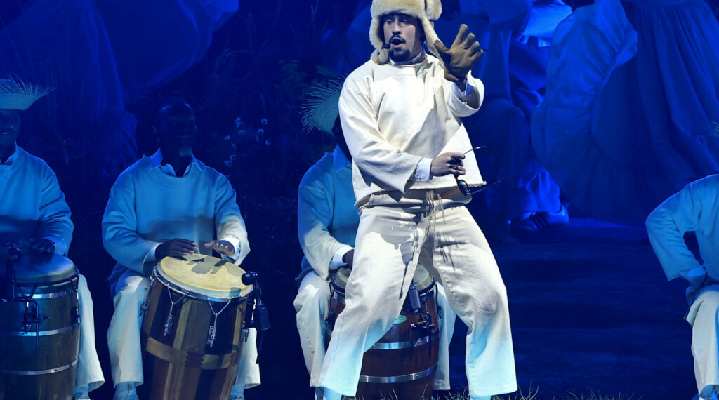 Bad Bunny, referente de latinos en el Super Bowl 2026 en tiempos del plan migratorio de Trump