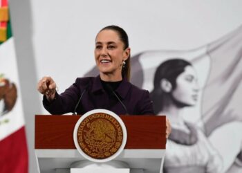 Sheinbaum plantea dar prioridad a empresas farmacéuticas con plantas en México para el próximo año