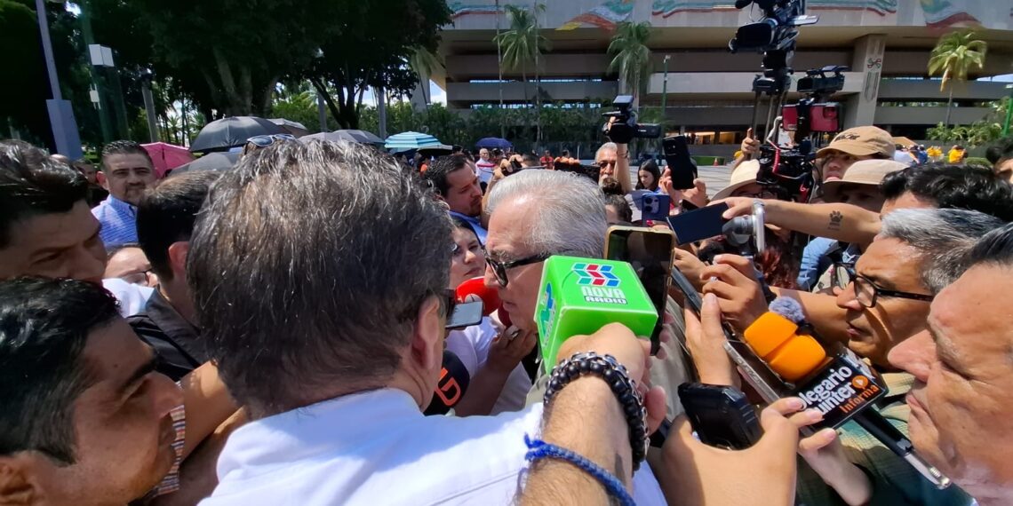 Rocha Moya confirma que habrá más cambios en su gabinete