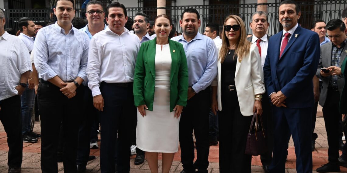 La UAS conmemora el 215 Aniversario del Inicio de la Independencia de México promoviendo la cultura de la paz, el respeto, la igualdad y la inclusión