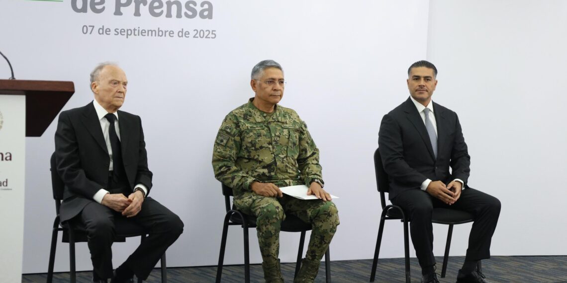 Confirman detención de funcionarios y empresarios por red de huachicoleo