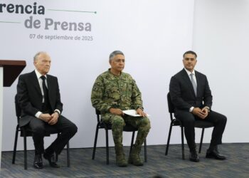 Confirman detención de funcionarios y empresarios por red de huachicoleo