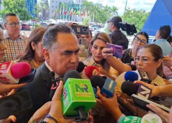 Aprueba comunidad universitaria de la UAS reingeniería integral con 90% de apoyo