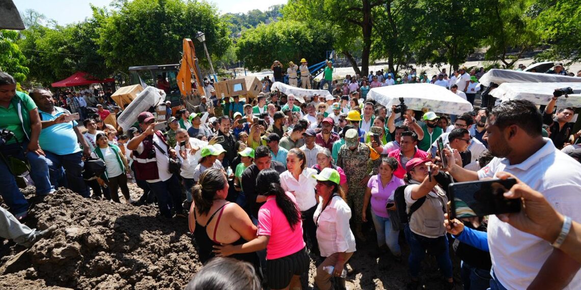 Recorre Presidenta Claudia Sheinbaum, por tercera vez, las zonas afectadas por lluvias