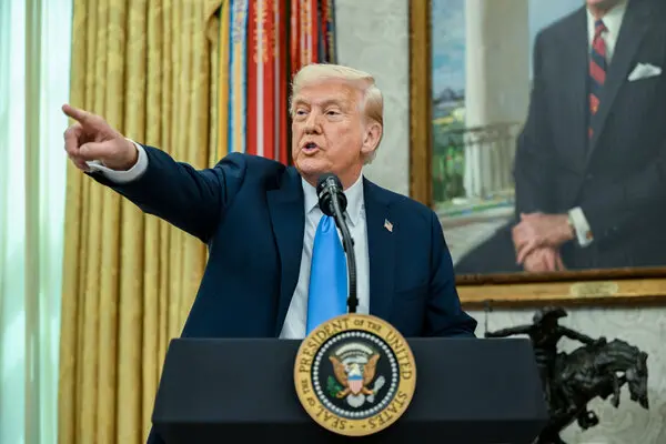 “Es una lástima”: Trump admite que no puede optar a un tercer mandato