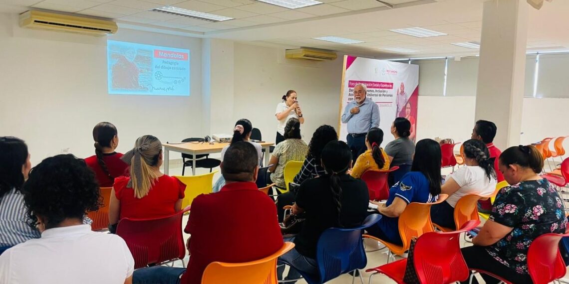 Ofrece Dirección de Educación capacitación en “Neurodiversidad y Cultura de Paz en la Escuela”