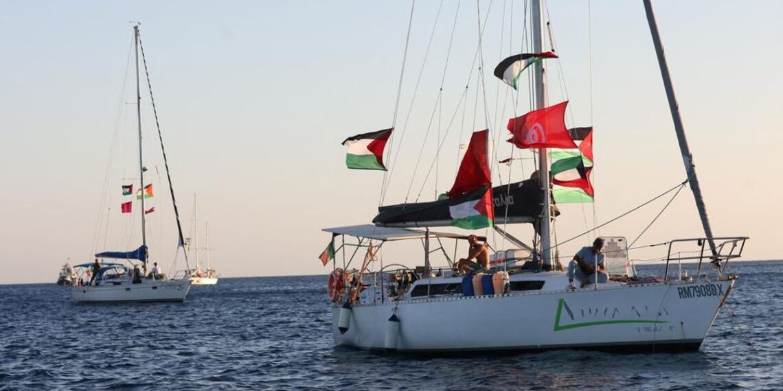 Israel deporta a otros 171 activistas de la flotilla Global Sumud, incluida Greta Thunberg