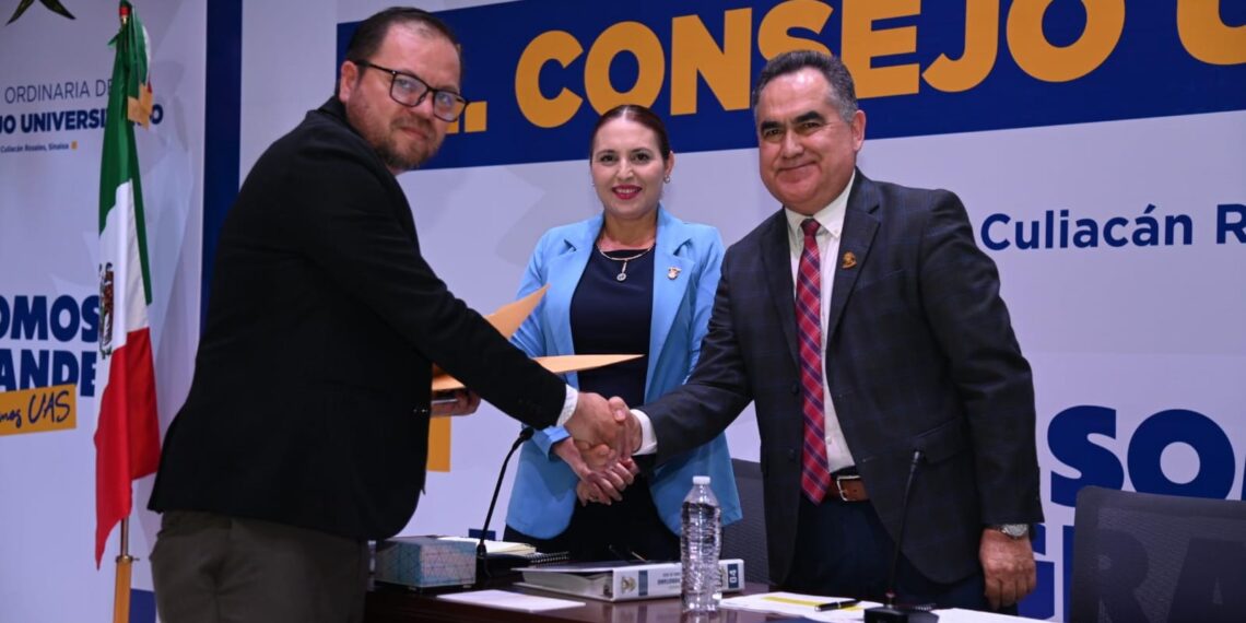 Recibe el H. Consejo Universitario los resultados de la Consulta sobre el futuro de la Reingeniería Integral; el 90 por ciento de más de 15 mil trabajadores se pronunciaron a favor del SÍ