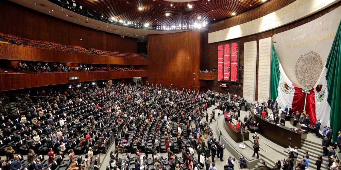 Diputados aprueban la reforma a la Ley Aduanera; mantienen entrada en vigor hasta enero de 2026