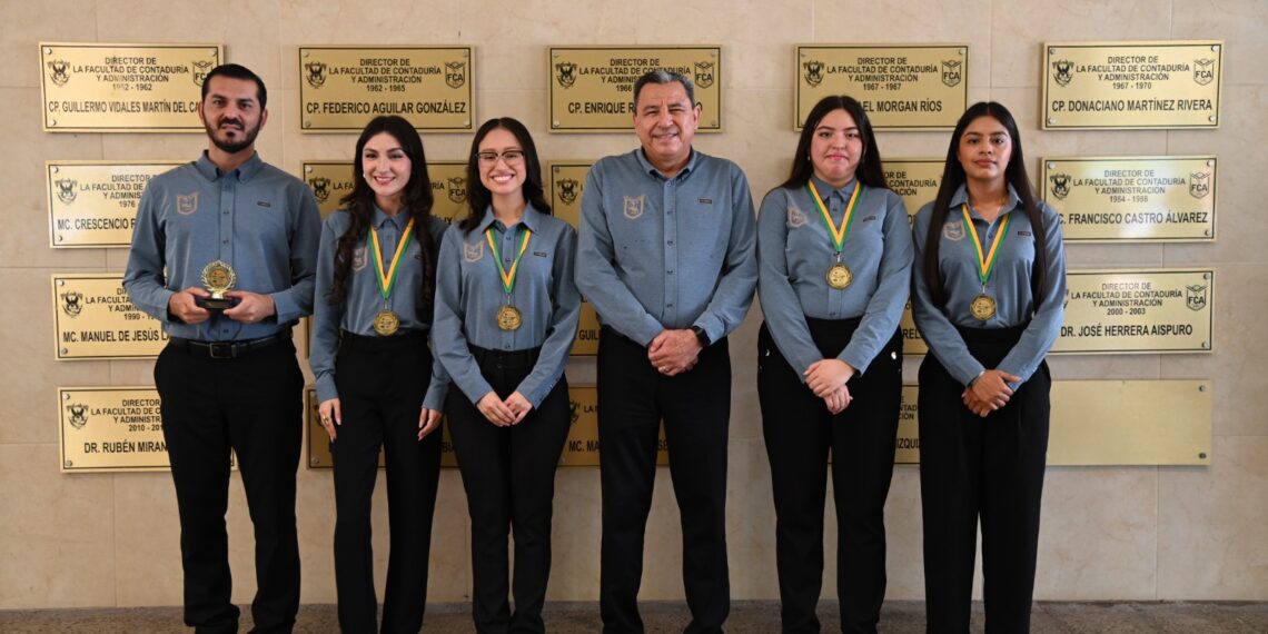 Por tercer año consecutivo, estudiantes de la FCA UAS triunfan en las áreas de Mercadotecnia y Administración durante el XVIII Maratón Nacional de Conocimientos de la ANFECA